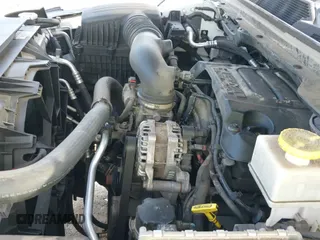 2020 Ram 1500 Big Horn z VIN 1C6SRFBT1LN258356, wystawiony jako IAAI lot #42599361 z przebiegiem 139 542 mil mil oraz . Historia ofert i sprzedaży dostępna na DreamBid. Obrazek 19.