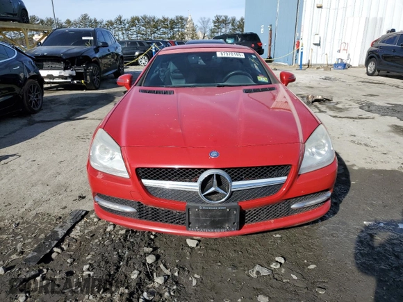 2012 Mercedes-Benz SLK 250 z VIN WDDPK4HA3CF037080, wystawiony jako Copart lot #87970195 z przebiegiem 132 263 mil mil oraz Czysty tytuł • Clean title. Historia ofert i sprzedaży dostępna na DreamBid. Obrazek 5.