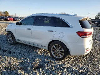 2016 Kia Sorento SXL with VIN 5XYPKDA57GG150301, listed as a Copart auction lot 43777345 with 82,593 mi miles and Salvage title. Bid and sale history available at DreamBid. Image 2.