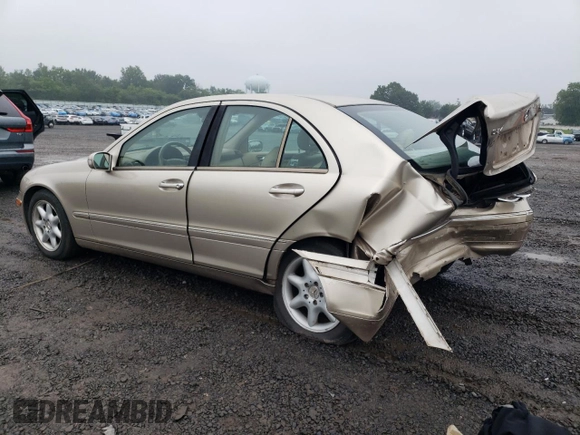 2003 Mercedes-Benz C 240 с VIN WDBRF81J13F374211, выставлен на аукционе Copart как лот 61156455 с пробегом 83 001 миль миль и Списание • Salvage title. История ставок и продаж доступна на DreamBid. Изображение 2.