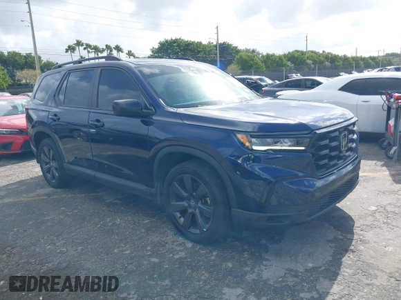 2024 Honda Pilot Sport with VIN 5FNYG2H32RB006860, listed as a IAAI auction lot 41078868 with 39,307 mi miles. Bid and sale history available at carsss.com. Image 1.