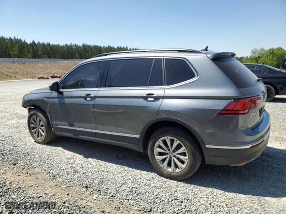 2018 Volkswagen Tiguan SEL with VIN 3VV3B7AX0JM213607, listed as a Copart auction lot 47519375 with 73,925 mi miles and Salvage Title. Bid and sale history available at carsss.com. Image 2.