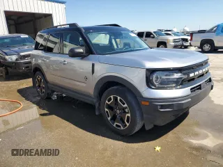 2021 Ford Bronco Sport Outer Banks z VIN 3FMCR9C69MRA98325, wystawiony jako Copart lot #47643515 z przebiegiem 63 738 mil mil oraz Szkoda całkowita • Salvage title. Historia ofert i sprzedaży dostępna na DreamBid. Obrazek 4.