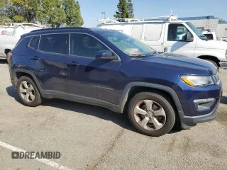 2020 Jeep Compass Altitude with VIN 3C4NJCBB4LT105392, listed as a Copart auction lot 44616755 with 196,044 mi miles and Clean Title. Bid and sale history available at carsss.com. Image 4.