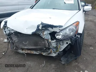 2011 Honda Accord LX z VIN 1HGCP2F34BA091651, wystawiony jako IAAI lot #42040433 z przebiegiem 133 096 mil mil oraz . Historia ofert i sprzedaży dostępna na DreamBid. Obrazek 6.