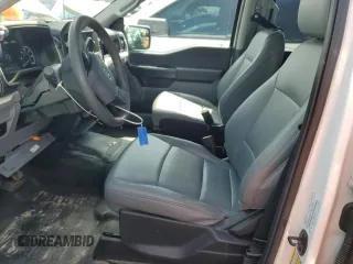 2023 Ford F-150 XL z VIN 1FTEW1EP4PKE20813, wystawiony jako Copart lot #56626745 z przebiegiem 50 119 mil mil oraz Szkoda całkowita • Salvage title. Historia ofert i sprzedaży dostępna na DreamBid. Obrazek 7.