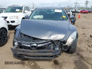 2011 Mazda Mazda6 i Sport with VIN 1YVHZ8BH4B5M19236, listed as a IAAI auction lot 42091308 with 137,042 mi miles. Bid and sale history available at carsss.com. Image 13.
