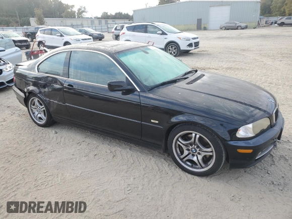2002 BMW 3 Series 330Ci with VIN WBABN53412JU38302, listed as a Copart auction lot 78686164 with 218,806 mi miles and Clean Title. Bid and sale history available at DreamBid. Image 4.