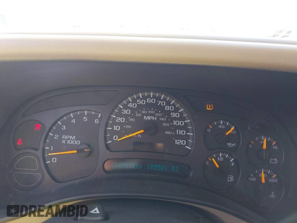 2005 Chevrolet Suburban Z71 with VIN 3GNFK16Z05G283414, listed as a IAAI auction lot 41656483 with 185,501 mi miles. Bid and sale history available at carsss.com. Image 7.