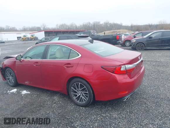 2018 Lexus ES with VIN 58ABK1GG5JU084441, listed as a IAAI auction lot 41516212 with 70,653 mi miles. Bid and sale history available at carsss.com. Image 14.