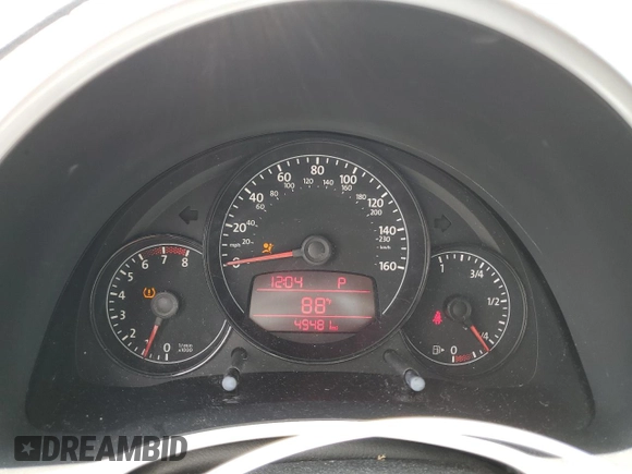 2012 Volkswagen Beetle 2.5L PZEV with VIN 3VWJP7AT1CM652044, listed as a Copart auction lot 60855665 with 49,481 mi miles and Clean title. Bid and sale history available at DreamBid. Image 9.