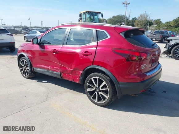 2018 Nissan Rogue Sport SV with VIN JN1BJ1CR2JW206010, listed as a IAAI auction lot 41497132 with 105,021 mi miles. Bid and sale history available at carsss.com. Image 3.