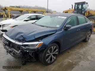 2020 Volkswagen Passat 2.0T SEL with VIN 1VWCA7A31LC021306, listed as a Copart auction lot 44201725 with 34,006 mi miles and Salvage Title. Bid and sale history available at carsss.com. Image 1.