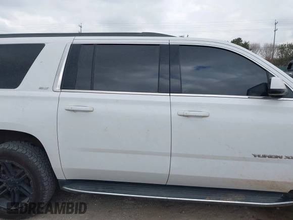 2019 GMC Yukon XL SLT with VIN 1GKS1GKC1KR384332, listed as a IAAI auction lot 41232450 with 109,219 mi miles. Bid and sale history available at carsss.com. Image 14.