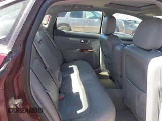 2007 Buick LaCrosse CXS with VIN 2G4WE587171193909, listed as a IAAI auction lot 41742103 with 165,129 mi miles. Bid and sale history available at carsss.com. Image 8.