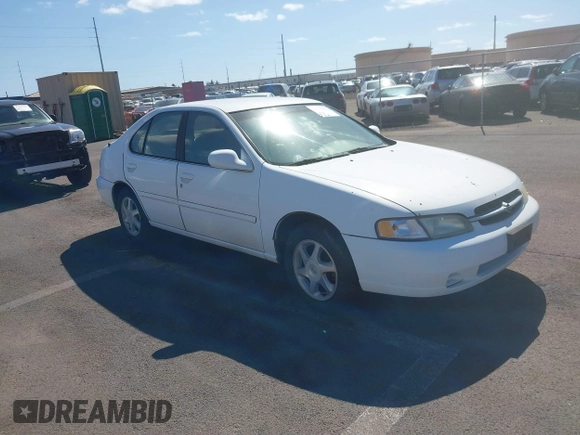 1999 Nissan Altima XE with VIN 1N4DL01D2XC125672, listed as a IAAI auction lot 41379153 with 183,685 mi miles. Bid and sale history available at carsss.com. Image 1.
