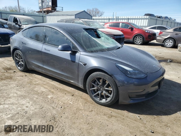 2021 Tesla Model 3 Standard Range Plus z VIN 5YJ3E1EA0MF089307, wystawiony jako Copart lot #50575465 z przebiegiem 131 251 mil mil oraz Szkody całkowita. Historia ofert i sprzedaży dostępna na DreamBid. Obrazek 4.