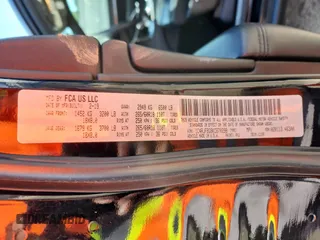 2019 Jeep Grand Cherokee Limited with VIN 1C4RJFBG8KC670298, listed as a Copart auction lot 62605205 with 90,601 mi miles and Salvage title. Bid and sale history available at DreamBid. Image 13.