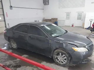 2008 Toyota Camry LE with VIN 4T1BE46K98U781658, listed as a IAAI auction lot 41733562 with 139,741 mi miles. Bid and sale history available at carsss.com. Image 13.
