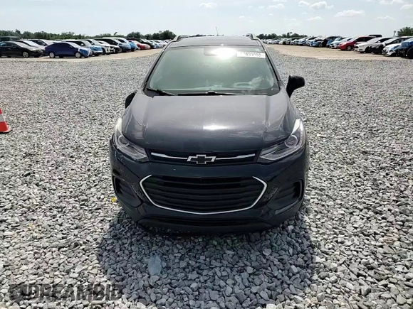 2021 Chevrolet Trax LT z VIN KL7CJLSB8MB356150, wystawiony jako Copart lot #52855555 z przebiegiem 51 781 mil mil oraz Szkoda całkowita • Salvage title. Historia ofert i sprzedaży dostępna na DreamBid. Obrazek 13.
