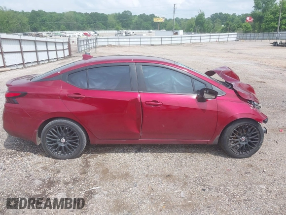 2020 Nissan Versa SR with VIN 3N1CN8FV0LL805376, listed as a IAAI auction lot 42111422 with 153,978 mi miles and . Bid and sale history available at DreamBid. Image 14.