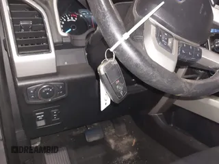 2020 Ford F-150 XL с VIN 1FTEW1EP1LFB12162, выставлен на аукционе IAAI как лот 41211017 с пробегом 82 920 миль миль и . История ставок и продаж доступна на DreamBid. Изображение 11.