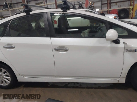 2013 Toyota Prius with VIN JTDKN3DP6D3044110, listed as a IAAI auction lot 41905741 with 148,924 mi miles and . Bid and sale history available at DreamBid. Image 13.