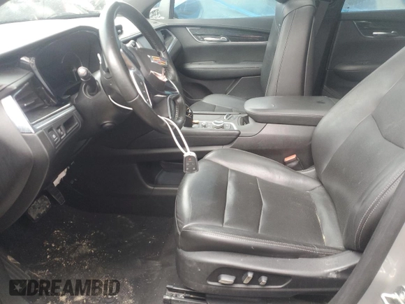 2020 Cadillac XT5 Premium Luxury FWD with VIN 1GYKNCRS4LZ123097, listed as a Copart auction lot 44147615 with 168,963 mi miles and Clean title. Bid and sale history available at DreamBid. Image 7.