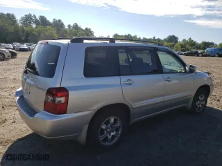 2005 Toyota Highlander with VIN JTEDP21A050063120, listed as a Copart auction lot 61280124 with 338,659 mi miles and Non Repairable. Bid and sale history available at carsss.com. Image 3.
