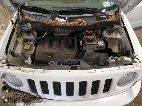 2015 Jeep Patriot High Altitude with VIN 1C4NJRFB5FD427093, listed as a Copart auction lot 88139895 with 67,182 mi miles and Salvage title. Bid and sale history available at DreamBid. Image 12.