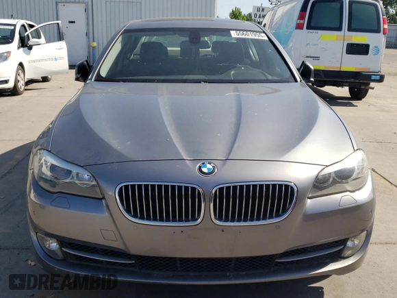 2012 BMW 5 Series 528i with VIN WBAXG5C54CDX06011, listed as a Copart auction lot 55601955 with 146,637 mi miles and Clean Title. Bid and sale history available at carsss.com. Image 5.