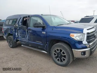 2014 Toyota Tundra 4WD Truck SR with VIN 5TFUY5F1XEX352184, listed as a IAAI auction lot 40732632 with 107,262 mi miles. Bid and sale history available at carsss.com. Image 6.