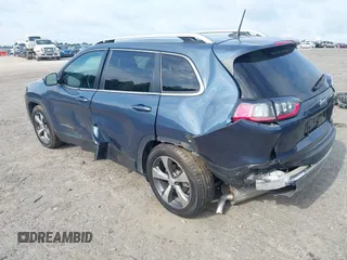 2020 Jeep Cherokee Limited с VIN 1C4PJLDB4LD638144, выставлен на аукционе IAAI как лот 42650099 с пробегом 98 678 миль миль и . История ставок и продаж доступна на DreamBid. Изображение 3.