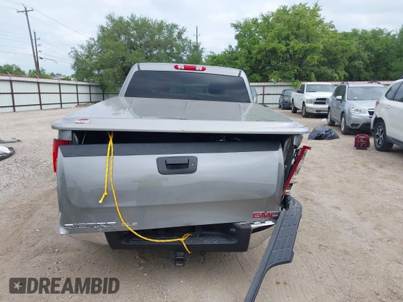 2013 GMC Sierra 1500 SLE z VIN 3GTP1VE09DG302860, wystawiony jako IAAI lot #42031246 z przebiegiem Nie podano mil oraz . Historia ofert i sprzedaży dostępna na DreamBid. Obrazek 17.