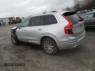 2018 Volvo XC90 Momentum with VIN YV4102PKXJ1344533, listed as a Copart auction lot 73699082 with 65,179 mi miles. Bid and sale history available at carsss.com. Image 2.