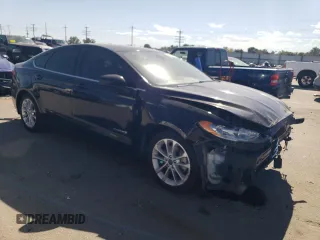 2019 Ford Fusion Hybrid SE with VIN 3FA6P0LU2KR241698, listed as a Copart auction lot 73066344 with 118,879 mi miles and Salvage Title. Bid and sale history available at carsss.com. Image 4.