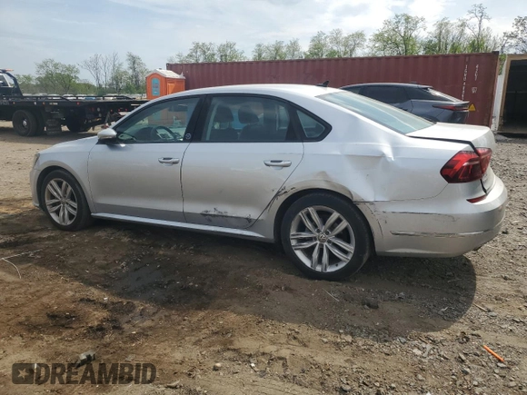 2019 Volkswagen Passat Wolfsburg Edition z VIN 1VWLA7A38KC011998, wystawiony jako Copart lot #54525115 z przebiegiem 45 529 mil mil oraz Szkoda całkowita • Salvage title. Historia ofert i sprzedaży dostępna na DreamBid. Obrazek 2.