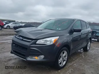 2016 Ford Escape SE with VIN 1FMCU9GXXGUC53589, listed as a IAAI auction lot 42017364 with 89,394 mi miles. Bid and sale history available at carsss.com. Image 2.