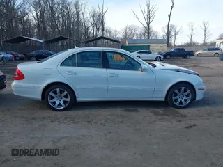 2007 Mercedes-Benz E-Class 3.5L with VIN WDBUF87X37X220377, listed as a IAAI auction lot 41655713 with 221,434 mi miles. Bid and sale history available at carsss.com. Image 13.