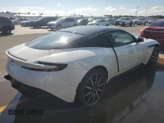 2019 Aston Martin DB11 V8 z VIN SCFRMFAW0KGL05298, wystawiony jako Copart lot #73723684 z przebiegiem Nie podano mil oraz Nie do naprawy. Historia ofert i sprzedaży dostępna na DreamBid. Obrazek 3.