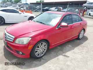 2008 Mercedes-Benz C 300 Sport z VIN WDDGF54X58F049016, wystawiony jako IAAI lot #42171900 z przebiegiem 249 669 mil mil oraz . Historia ofert i sprzedaży dostępna na DreamBid. Obrazek 2.