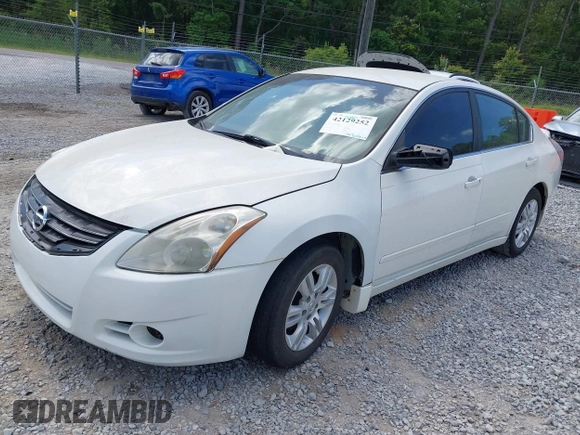2012 Nissan Altima 2.5 S with VIN 1N4AL2AP3CN579808, listed as a IAAI auction lot 42129252 with 154,695 mi miles. Bid and sale history available at carsss.com. Image 2.