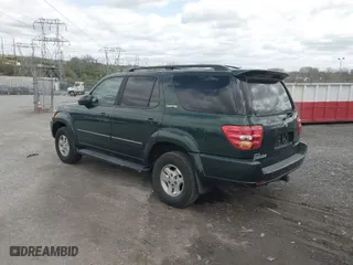 2002 Toyota Sequoia Limited with VIN 5TDBT48A32S133341, listed as a IAAI auction lot 42060875 with 257,390 mi miles. Bid and sale history available at carsss.com. Image 3.