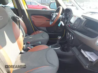 2014 FIAT 500L Trekking with VIN ZFBCFADH6EZ021166, listed as a IAAI auction lot 42392165 with 96,035 mi miles and . Bid and sale history available at DreamBid. Image 5.