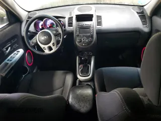 2012 Kia Soul + with VIN KNDJT2A68C7367105, listed as a Copart auction lot 43276985 with 152,107 mi miles and Salvage Title. Bid and sale history available at carsss.com. Image 8.