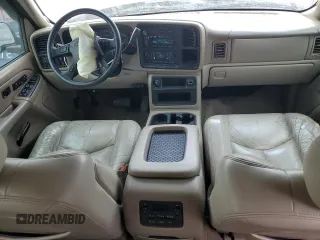 2004 Chevrolet Suburban LT with VIN 1GNFK16Z14J123135, listed as a Copart auction lot 70908164 with 253,555 mi miles and Salvage Title. Bid and sale history available at carsss.com. Image 8.