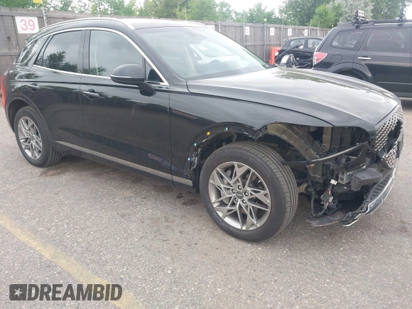2025 Genesis GV70 2.5T with VIN KMUMADTB7SU199933, listed as a IAAI auction lot 42500513 with 15,384 mi miles and . Bid and sale history available at DreamBid. Image 6.