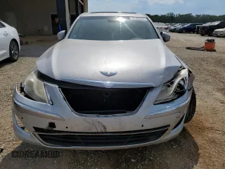 2013 Hyundai Genesis 3.8L with VIN KMHGC4DD3DU208863, listed as a Copart auction lot 72703424 with 172,814 mi miles and Salvage Title. Bid and sale history available at carsss.com. Image 5.