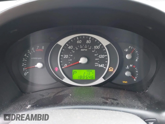 2008 Hyundai Tucson SE with VIN KM8JN72D68U762845, listed as a IAAI auction lot 41839903 with 188,546 mi miles. Bid and sale history available at carsss.com. Image 7.