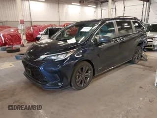 2021 Toyota Sienna XSE with VIN 5TDDRKEC2MS020565, listed as a IAAI auction lot 41539022 with 37,201 mi miles and . Bid and sale history available at DreamBid. Image 17.